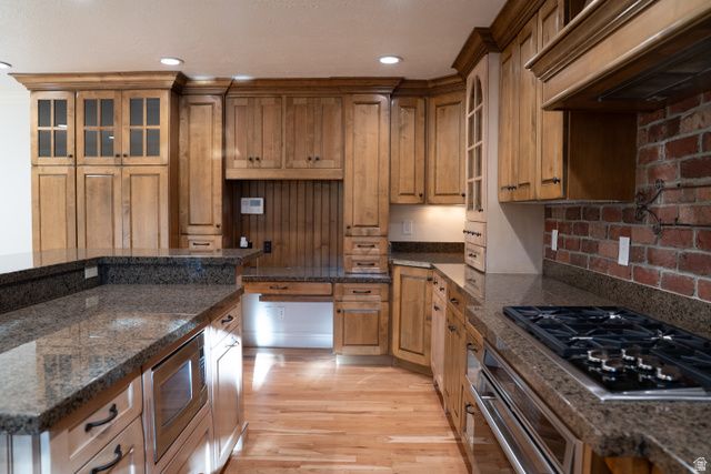 294 W JENNINGS LN, Centerville, UT 84014