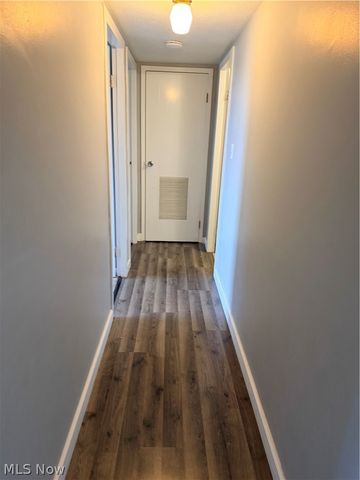 20333 Detroit Road, Rocky River, OH 44116