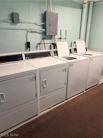 20333 Detroit Road, Rocky River, OH 44116