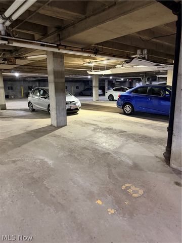 20333 Detroit Road, Rocky River, OH 44116