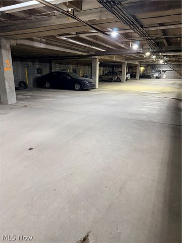 20333 Detroit Road, Rocky River, OH 44116