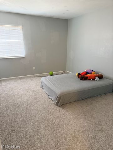 20333 Detroit Road, Rocky River, OH 44116