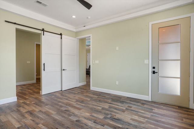 5100 GUADALUPE Trail NW, Albuquerque, NM 87107