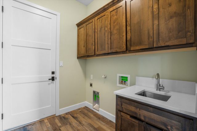 5100 GUADALUPE Trail NW, Albuquerque, NM 87107