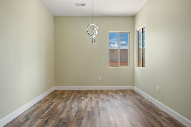 5100 GUADALUPE Trail NW, Albuquerque, NM 87107