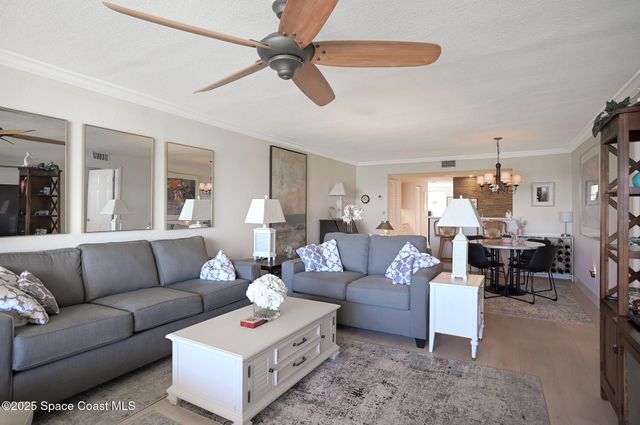 1101 S Miramar Avenue 201, Indialantic, FL 32903