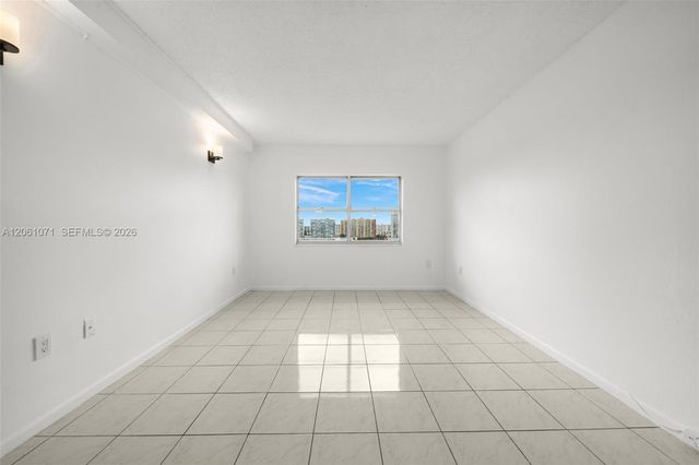 400 Kings Point Drive 1628, Sunny Isles Beach, FL 33160