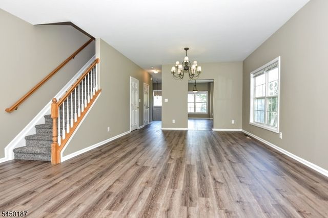 311 Cambridge Dr, Butler Boro, NJ 07405