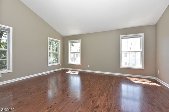 311 Cambridge Dr, Butler Boro, NJ 07405