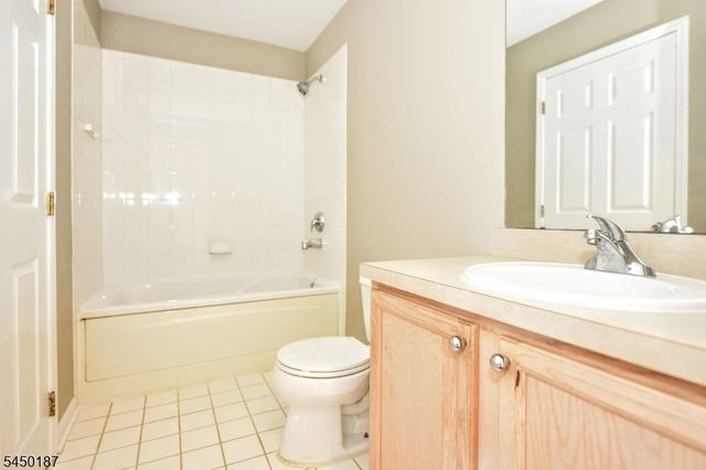 311 Cambridge Dr, Butler Boro, NJ 07405