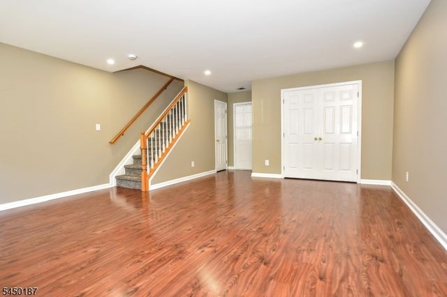 311 Cambridge Dr, Butler Boro, NJ 07405
