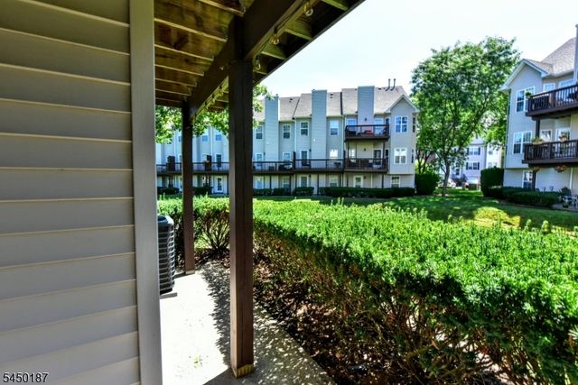 311 Cambridge Dr, Butler Boro, NJ 07405