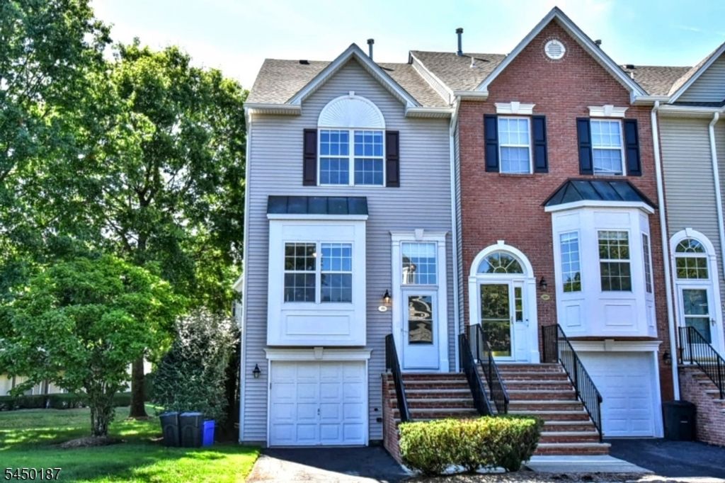 311 Cambridge Dr, Butler Boro, NJ 07405
