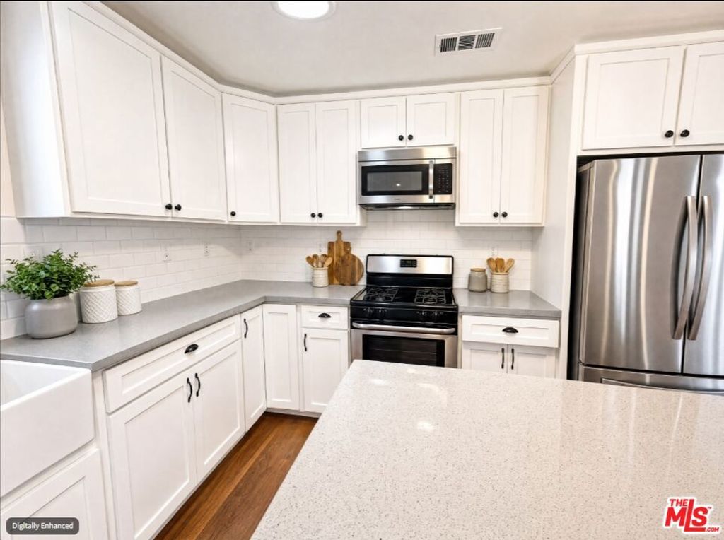 1138 S St Andrews Place, Los Angeles, CA 90019 — photo 5