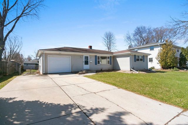 1554 CHARLES STREET, Green Bay, WI 54302