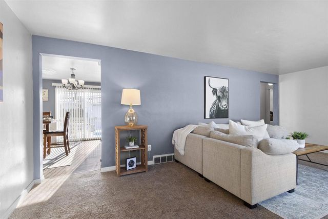 1554 CHARLES STREET, Green Bay, WI 54302