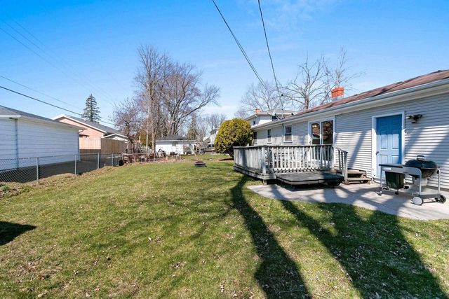 1554 CHARLES STREET, Green Bay, WI 54302