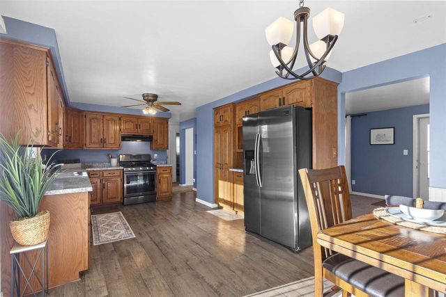 1554 CHARLES STREET, Green Bay, WI 54302