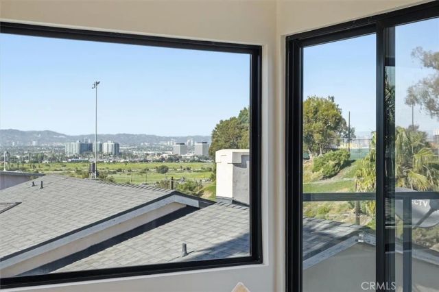 8140 calabar Avenue, Playa Del Rey, CA 90293