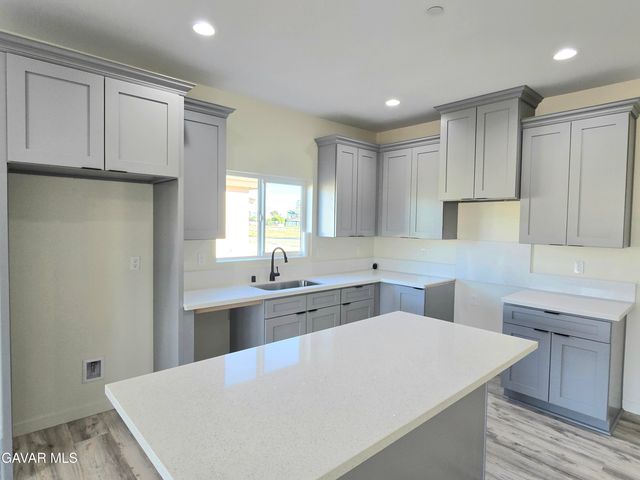 21241 Calhoun Court, California City, CA 93505