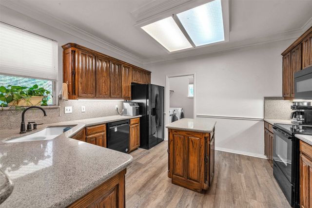 8805 Hidden Hill Drive, Fort Worth, TX 76179