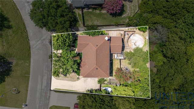 8805 Hidden Hill Drive, Fort Worth, TX 76179