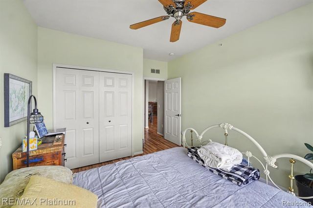 10217 Crossview Trail, Howell, MI 48855