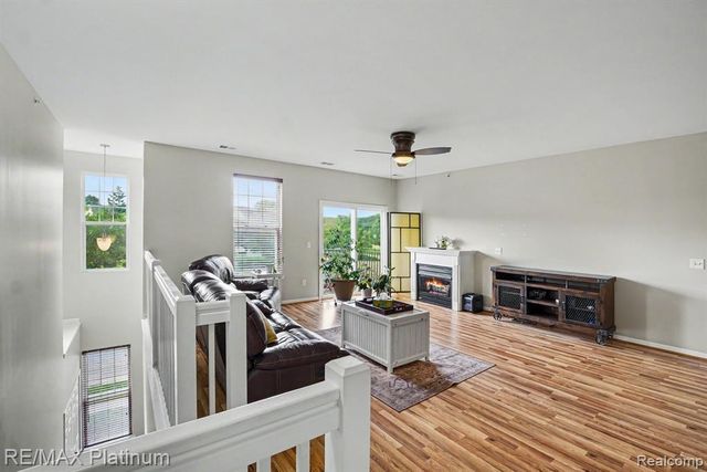 10217 Crossview Trail, Howell, MI 48855