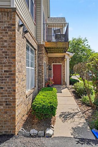 10217 Crossview Trail, Howell, MI 48855