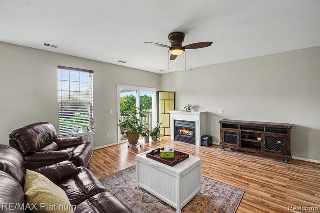 10217 Crossview Trail, Howell, MI 48855