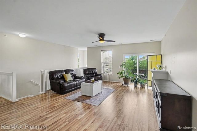 10217 Crossview Trail, Howell, MI 48855