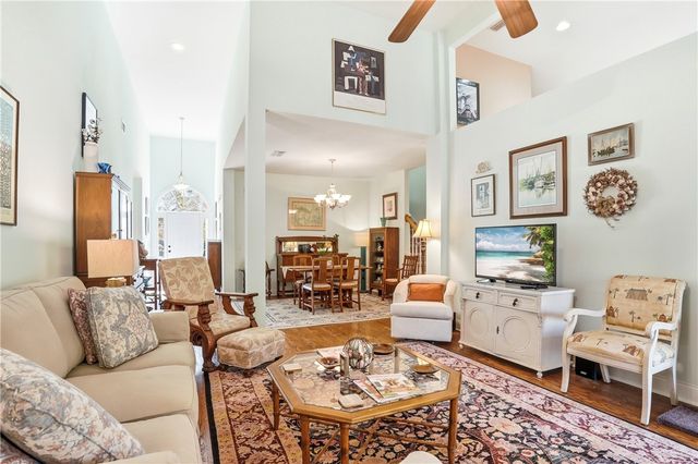 107 Simonton Way, St Simons Island, GA 31522