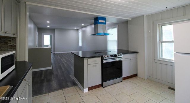 4608 Cliff Ave, Louisville, KY 40215