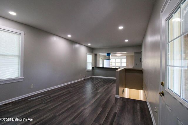 4608 Cliff Ave, Louisville, KY 40215