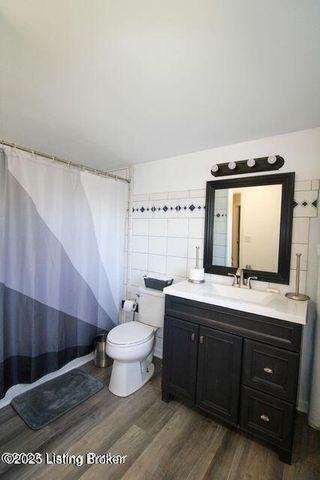 4608 Cliff Ave, Louisville, KY 40215