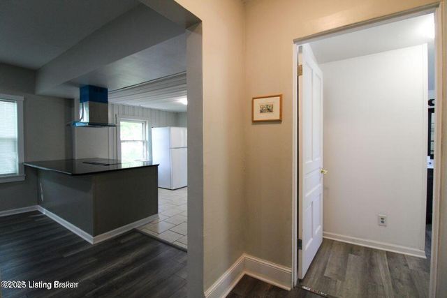 4608 Cliff Ave, Louisville, KY 40215