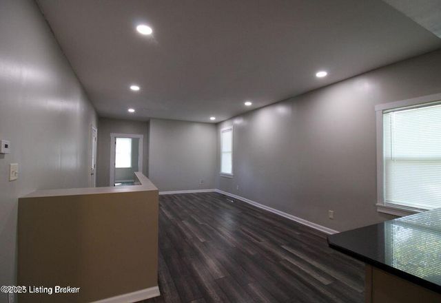 4608 Cliff Ave, Louisville, KY 40215