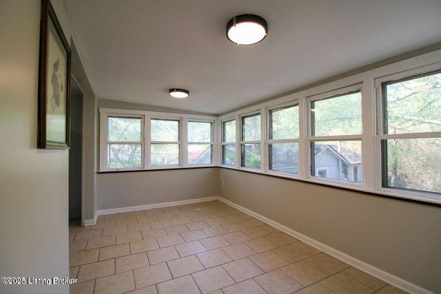 4608 Cliff Ave, Louisville, KY 40215