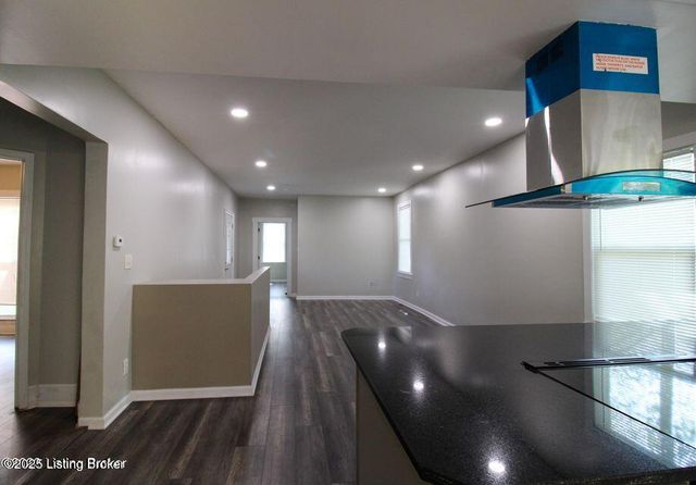 4608 Cliff Ave, Louisville, KY 40215