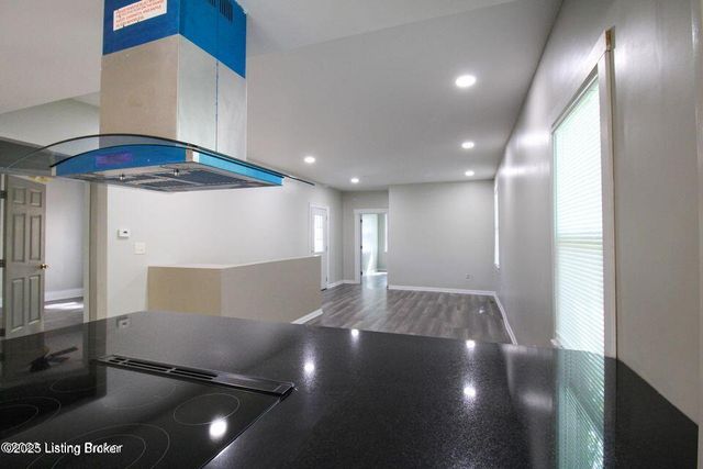 4608 Cliff Ave, Louisville, KY 40215