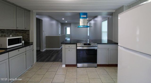 4608 Cliff Ave, Louisville, KY 40215