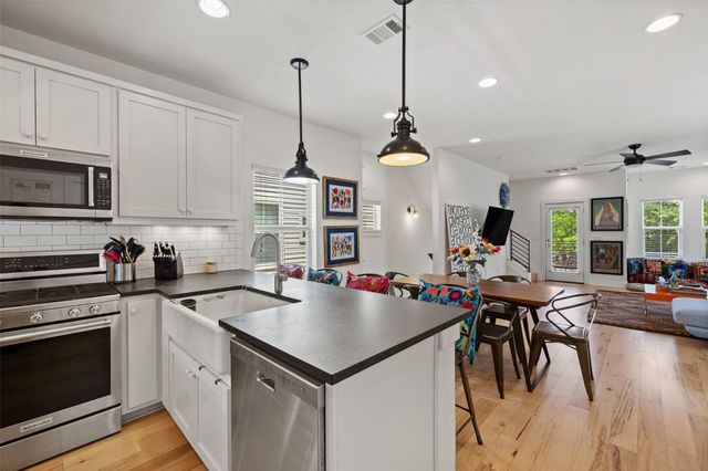 2713 Halcyon DR 3, Austin, TX 78702