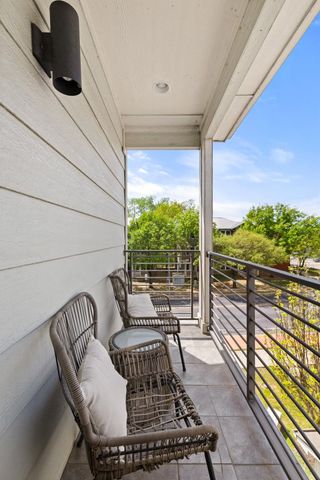 2713 Halcyon DR 3, Austin, TX 78702
