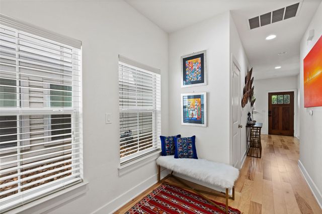 2713 Halcyon DR 3, Austin, TX 78702