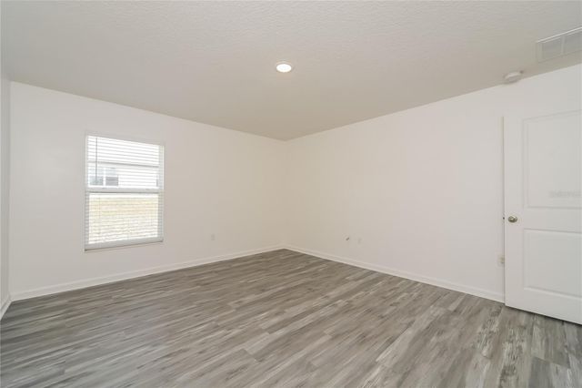1373 LUCERNE LOOP ROAD NE, Winter Haven, FL 33881