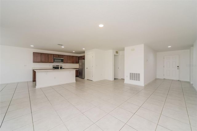 1373 LUCERNE LOOP ROAD NE, Winter Haven, FL 33881