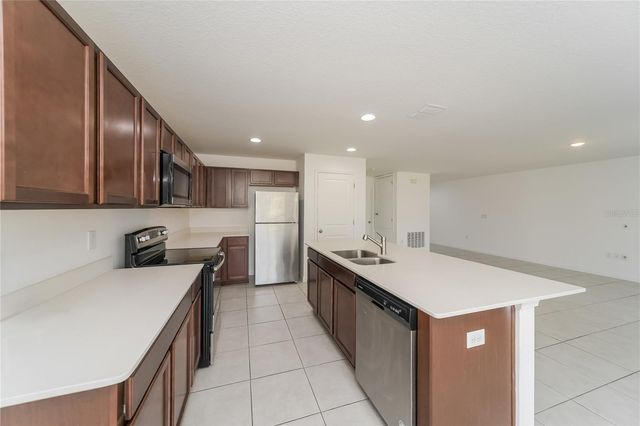 1373 LUCERNE LOOP ROAD NE, Winter Haven, FL 33881
