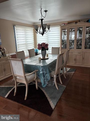 14 ABBOTSFORD DR, Marlton, NJ 08053