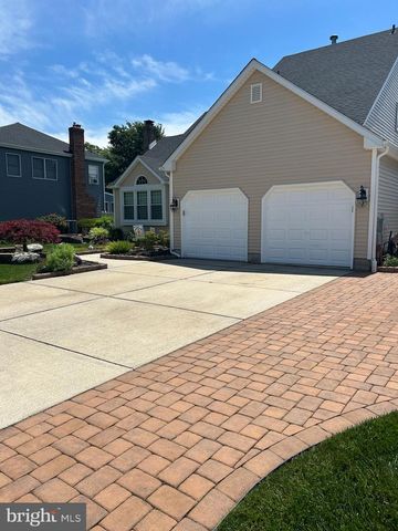 14 ABBOTSFORD DR, Marlton, NJ 08053