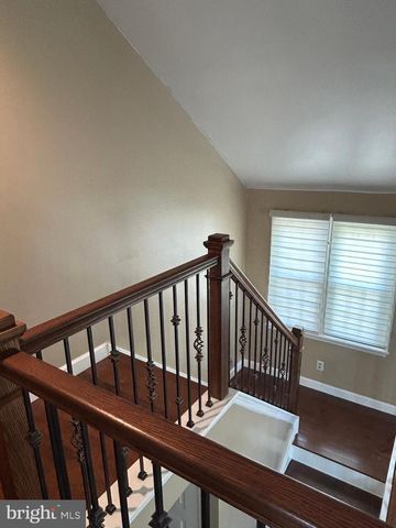 14 ABBOTSFORD DR, Marlton, NJ 08053